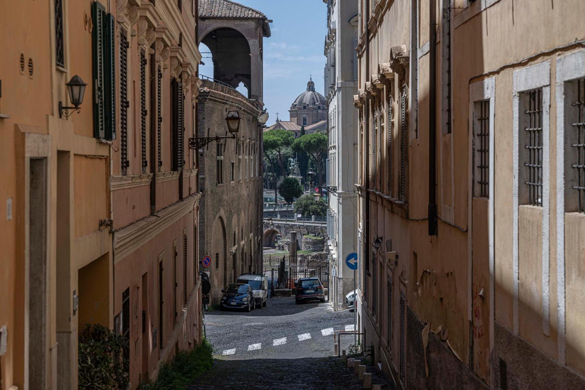 Ibernesi 23 - Fori Imperiali Roma Exterior foto